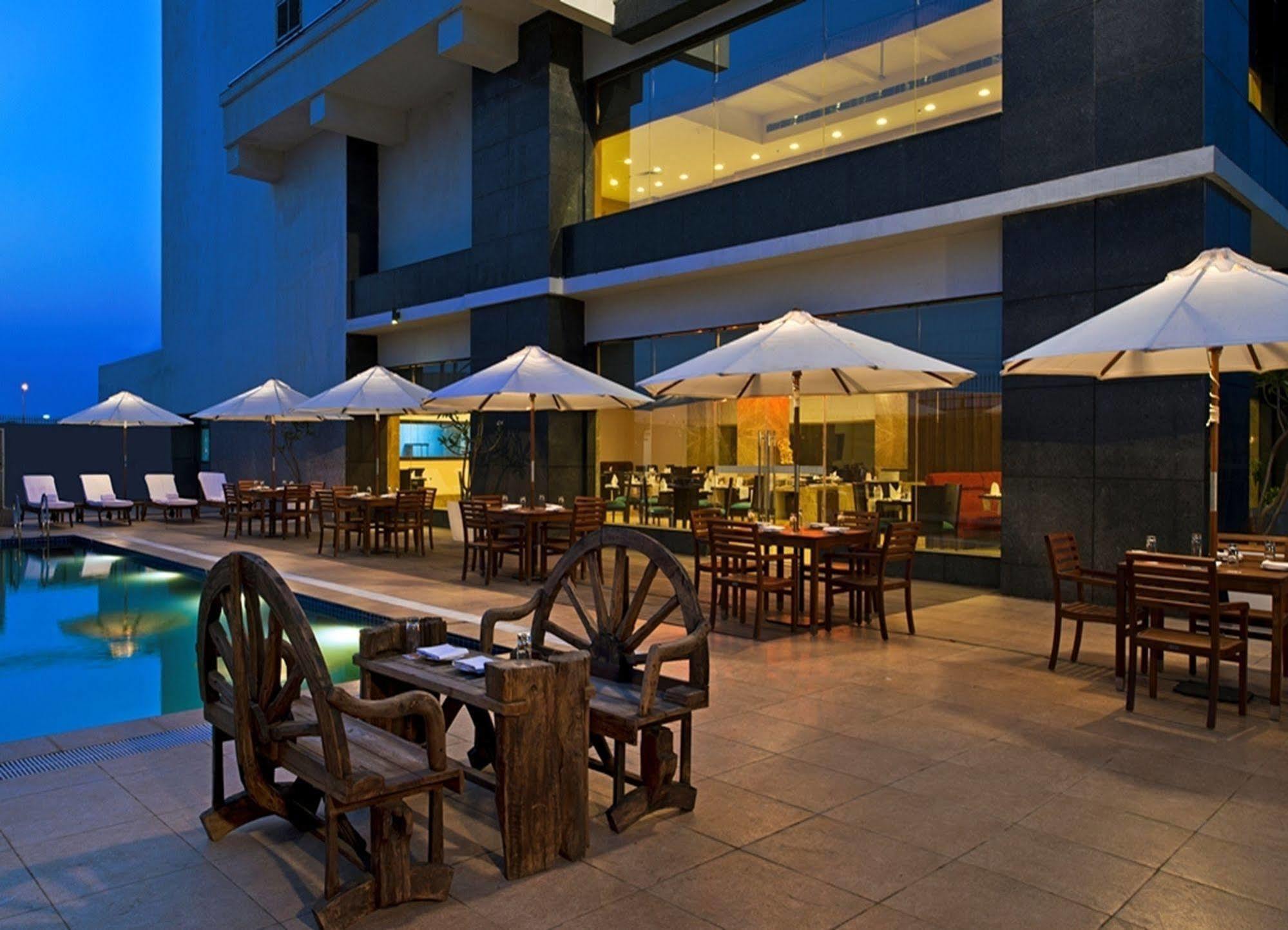 Red Fox By Lemon Tree Hotels, Bhiwadi Exterior photo